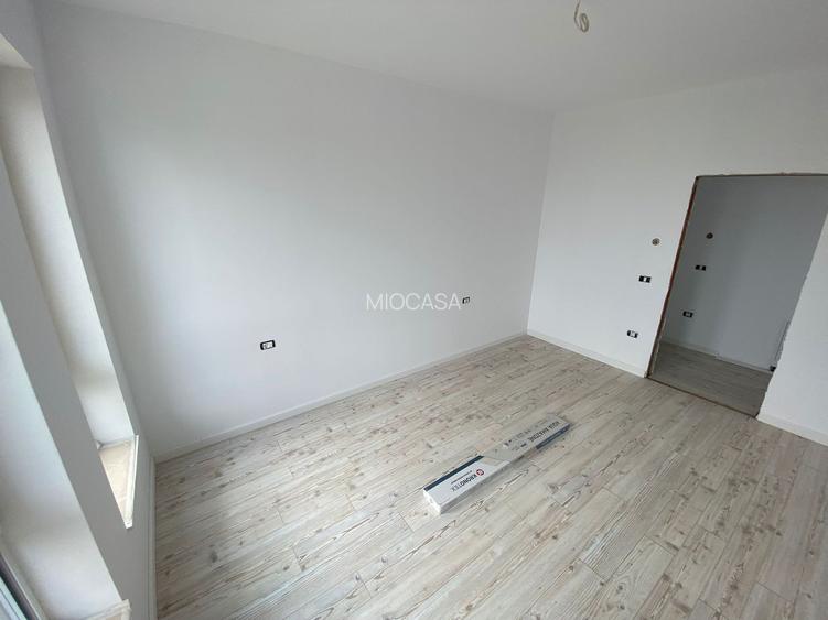 Proprietar. Nou. 3 camere. Etaj 1. Zona Girocului - langa Profi Neptun. - 8