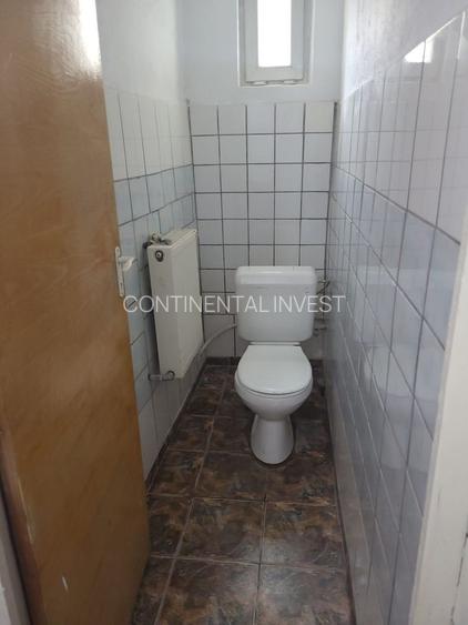 Casa parter si mansarda, curte individuala, loc de parcare, centrala - 2