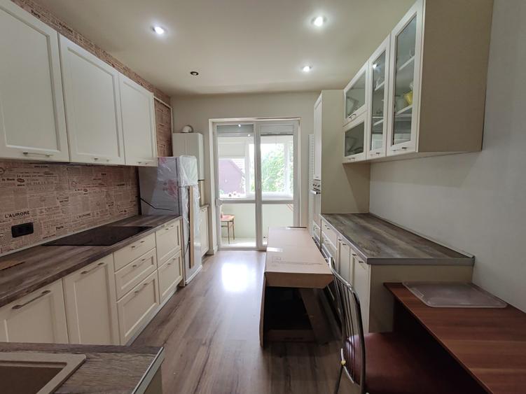 Apartament 2 camere in bloc vila zona AFI