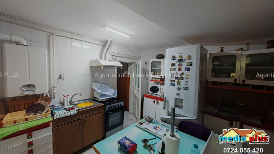 De vânzare – Casă 4 camere, aproape de Bld. George Coșbuc - 5