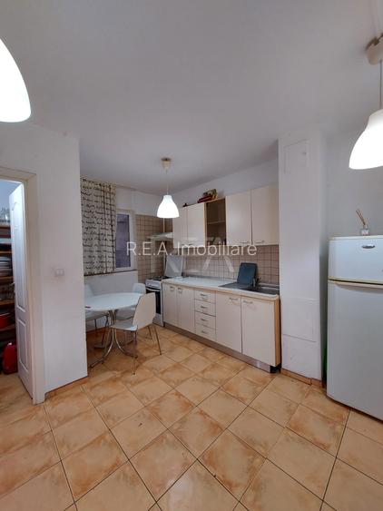 3 camere, Tineretului, decomandat, etaj 4, parcare, metrou - 5