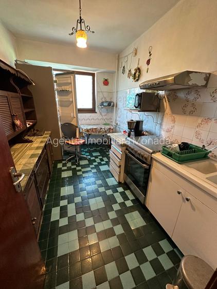 Apartament 3 camere de vanzare Gorjului (6-7 minute de metrou / An 1979 ) - 11