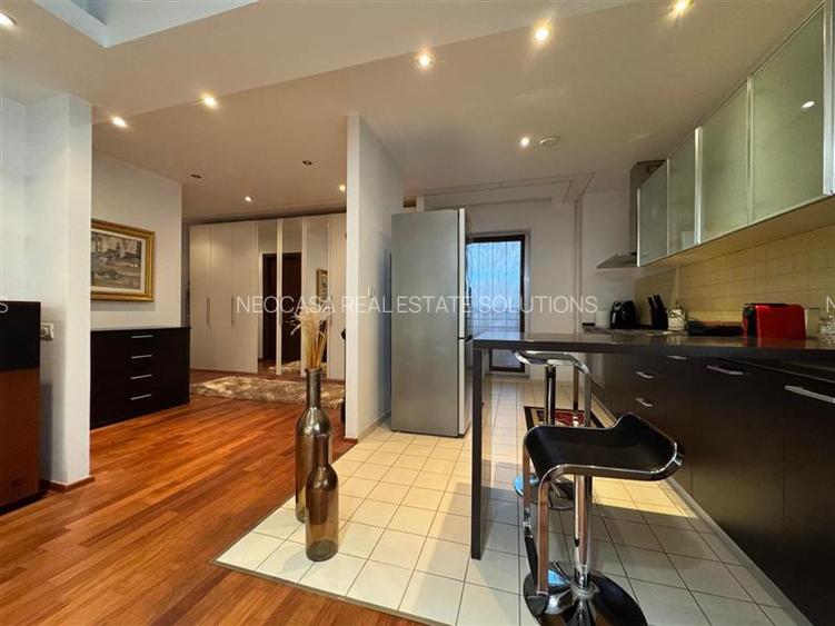 2 CAMERE // 90 MP // 50 DE METRI DE PARC - 3