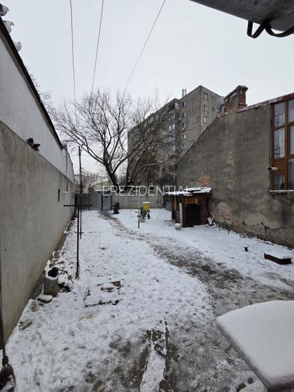 Casa  Rahova ,Curte 360 mp - 2