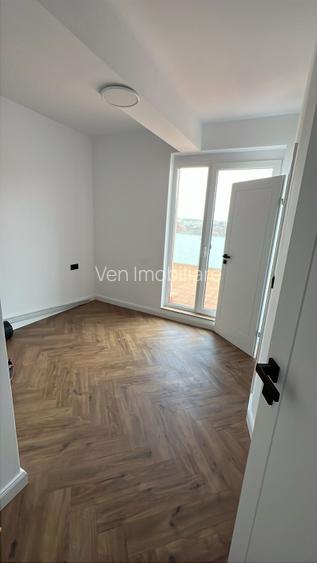 Penthouse de lux | 83 mp utili + terasă 117 mp | Etaj 3 cu lift | Zonă premium - 5
