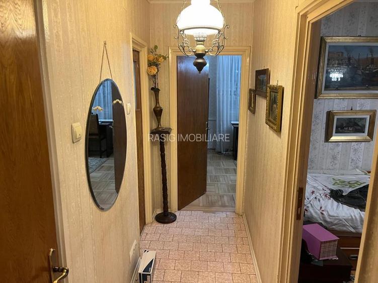 Apartamentu cu 3 camere, zona Baba Novac - 9