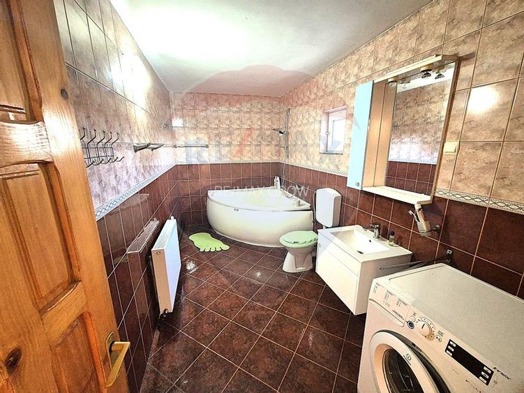 Casă / Vilă de vanzare in Serbanesti - 7