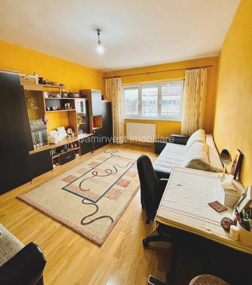 Apartament de vanzare cu o camera, zona Rogerius, Oradea, Bihor - 2