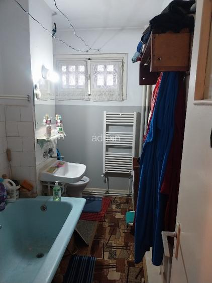 Apartament 2 camere , ultracentral , zona linistita , centrala , izolat  - 4