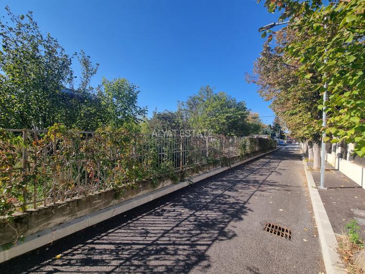 Teren 5500mp  Petrom City / Strada Nuferilor - 5