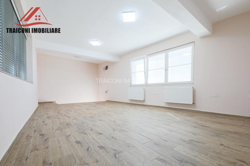 Clădire pensiune-restaurant cu hală și teren 7300mp, Făget ( Timiș ) - 8