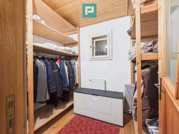 Vilă stil montan, 270 mp, teren 3000 mp - 34