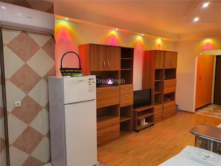 Inchiriere garsoniera Teiul Doamnei – Colentina - 6