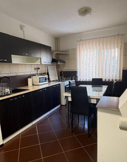 Apartament de 3 camere, decomandat, 85 mp, zona Universitati, parcare - 5