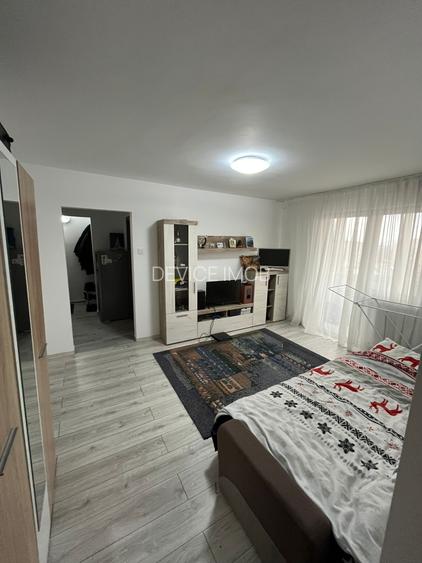 Apartament 2 camere renovat mobilat bloc anvelopat - 2