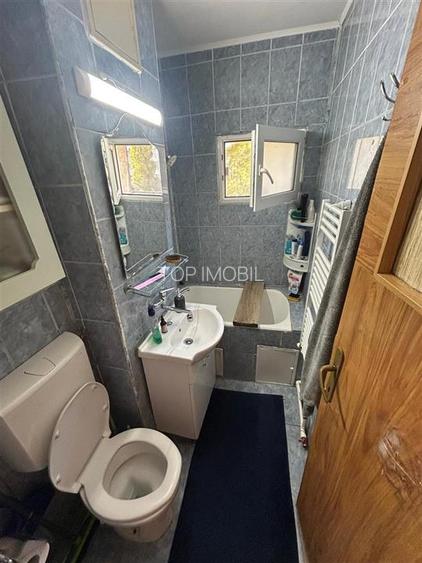 Etaj 2, fara risc, 3 camere zona Mircea cel Batran - 4