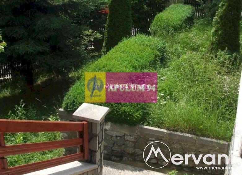 Vila de vanzare in Busteni - Zona Centrala - 33