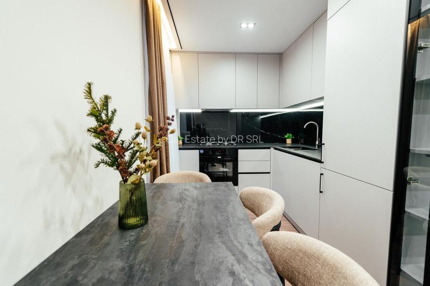 3 camere zona Lipovei - 2