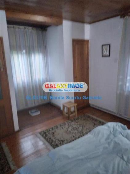 Vanzare vila  Parter +1 E,teren 730 mp zona Izvoarele,Prahova - 16