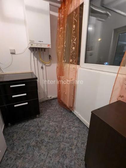 2 camere, decomandat, 65 mp, de inchiriat apartament in zona Tatarasi,COD 161178 - 6