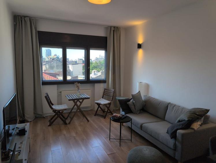 Apartament 3 camere de vanzare *Dacia - Vasile Lascar*