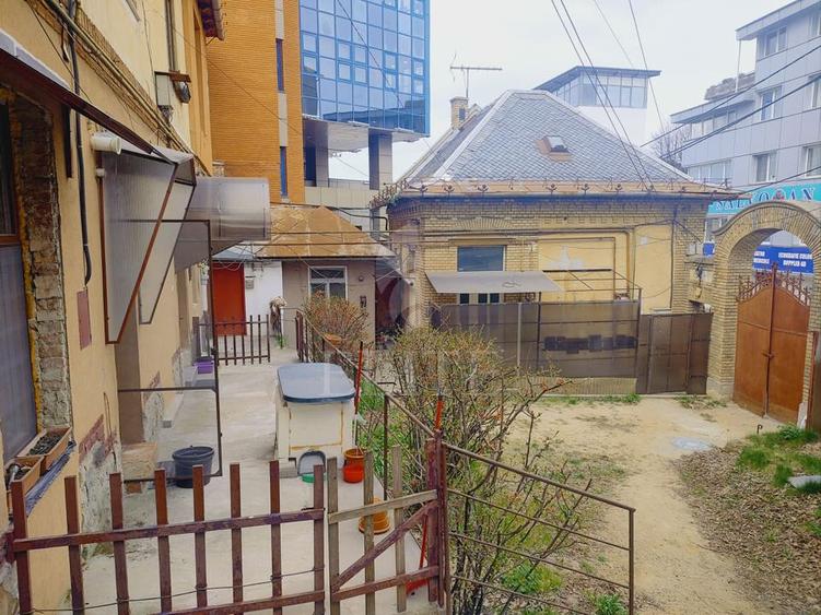 Apartament 3 camere în zona Ultracentrala