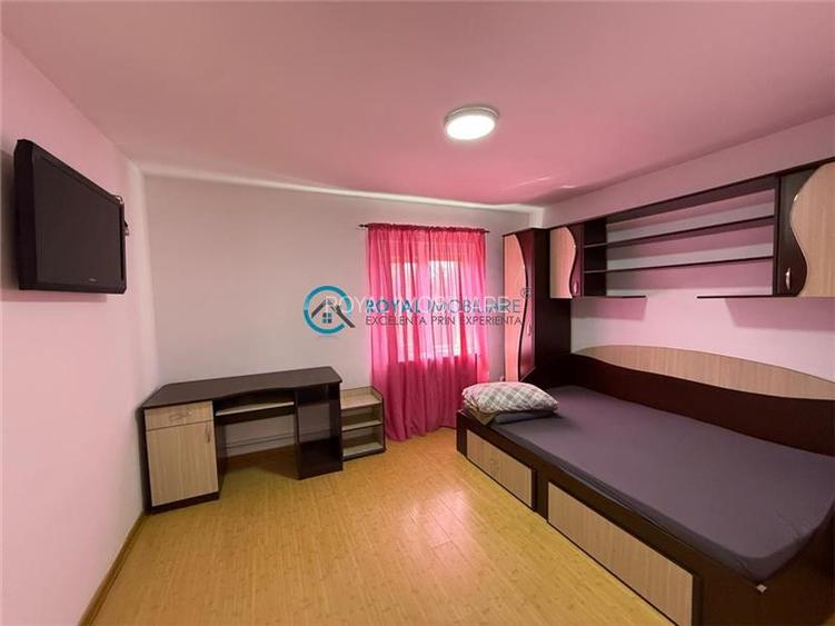 Royal Imobiliare - Inchiriere Vila zona Bucov cartier Mica Roma - 11