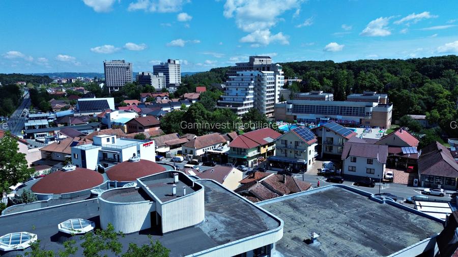 Pensiune de vanzare, 12 camere, centrul Bailor Felix , Bihor - 2