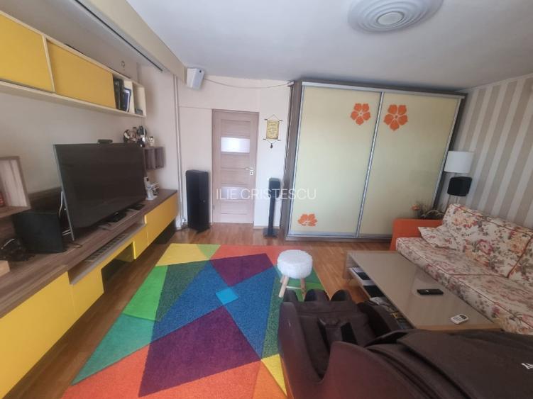 Apartament de vânzare – zona Baba Novac, etaj 8/9 - 2
