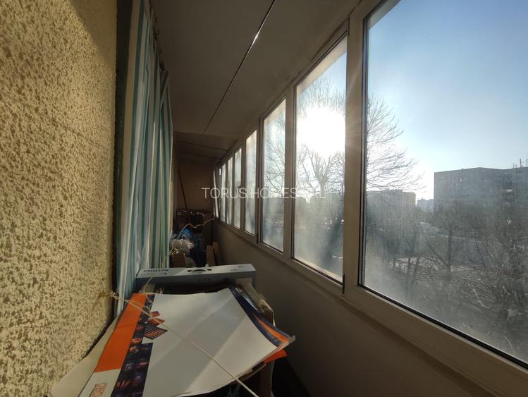 Vanzare doua camere, Sos. Giurgiului- Piata Progresul - 9