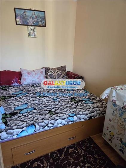 Vindem ap 2 cam SD , et 4, zona Kaufland Craiovei, mobilat - 12