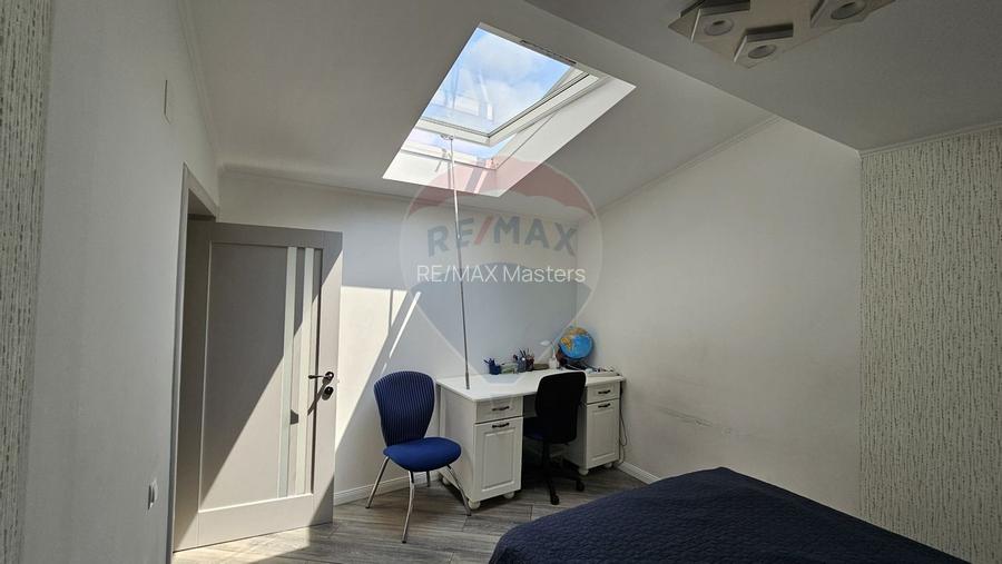 Casă / Vilă cu 7 camere si teren 1000 mp în zona Centrala-Suceava - 41