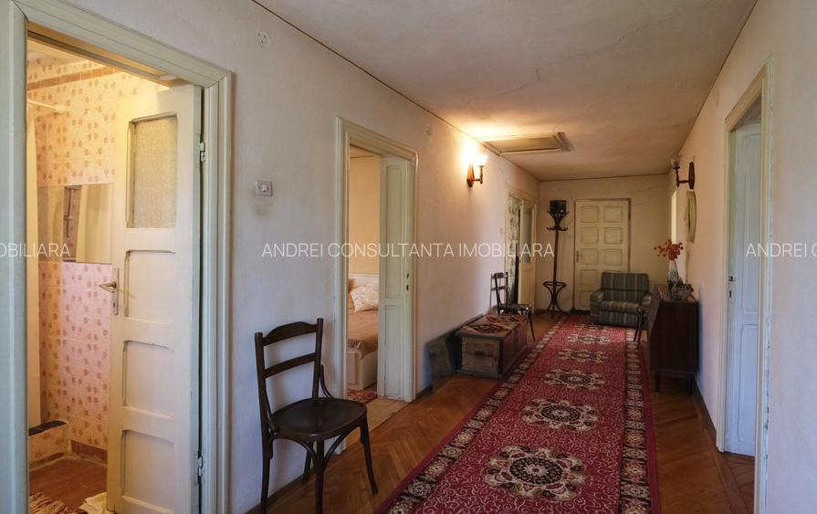 Vanzare casa mare cu etaj si 6200 mp teren intravilan Fieni, judetul Dambovita - 23