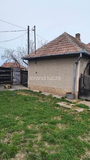 Vând casă cu teren !!! - 11