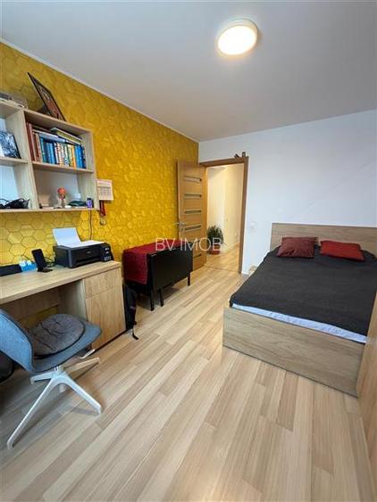 Vanzare apartament 4 camere pe 2 etaje, 3 bai, Urban Residence - 12