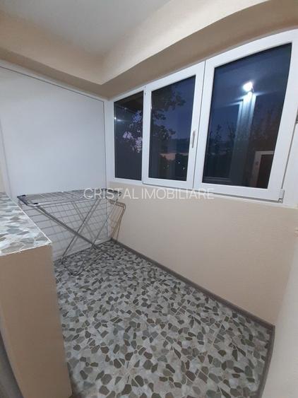 Vanzare garsoniera, bloc 1978, in Titan la 6 min metrou 1 Decembrie 1918 - 8