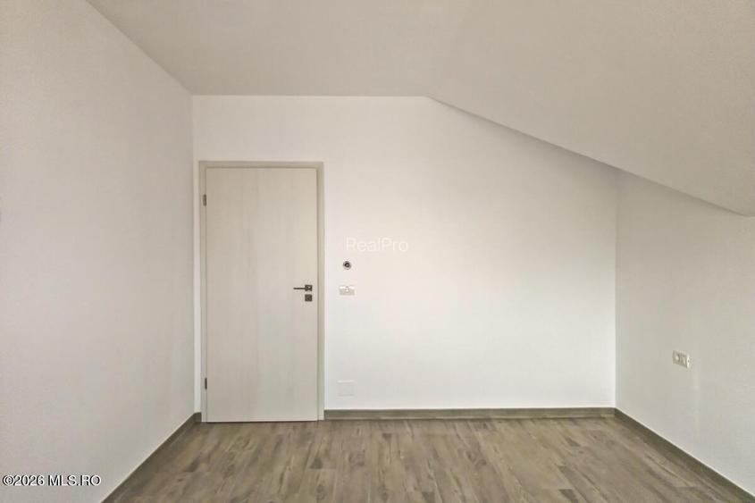 Giarmata - Casa P+1, 4 Dormitoare, 4 Bai, Garaj, Beci, Teren 556 Mp - 31