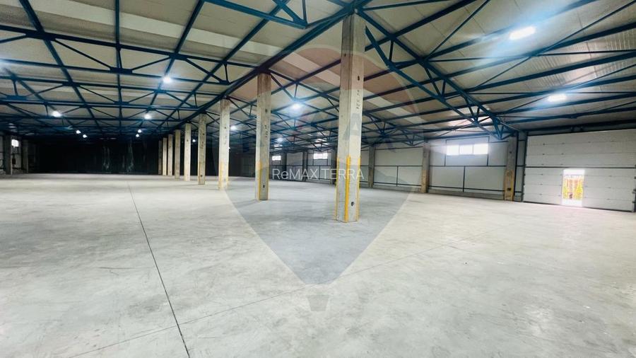 Spațiu industrial de 1,800mp de închiriat - 2
