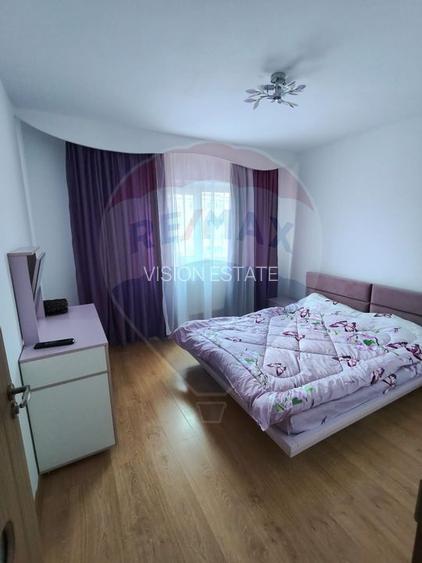 Apartament solid si spatios, 3 Camere, 1 Mai - 4