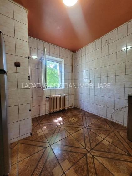 EXCLUSIVITATE APARTAMENT 3 CAMERE SEMIDECOMANDAT CONFORT 1 ZONA INEL 2 - 10
