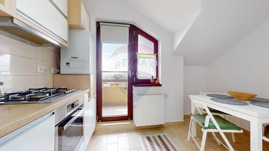 Apartament cu 2 camere de închiriat în zona Tractorul - 16