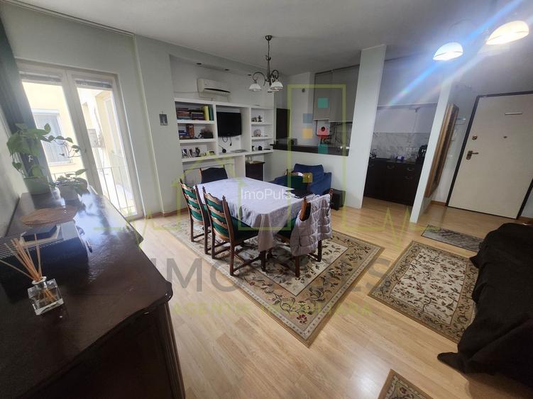 Et. 3. Bloc 2012. Parcare acoperita. 5 min de centru. Se poate prelua cu chirias - 4