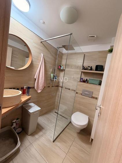 APARTAMENT TIP DUPLEX PARCARE SUBTERANA SI TERASA COMISION CUMPARATOR 0 - 8