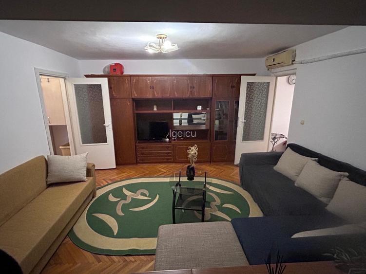 Închiriere apartament  2 camere  - 4