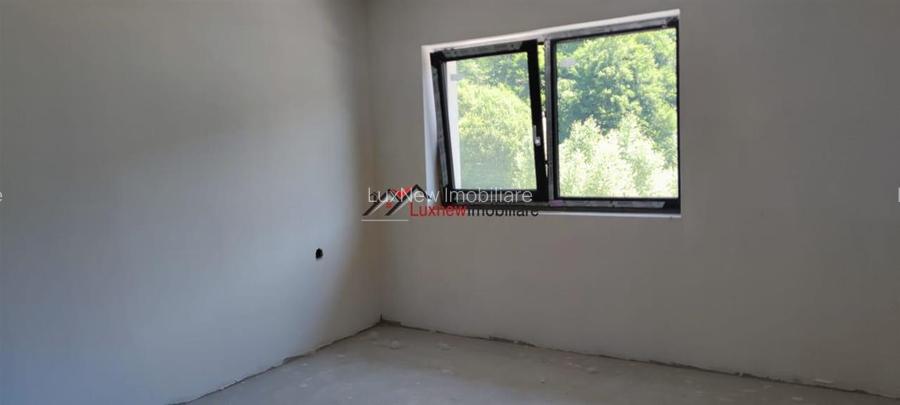Duplex semifinisat 4 camere suprafata de 120 mp utili + 200 mp teren liber. - 9