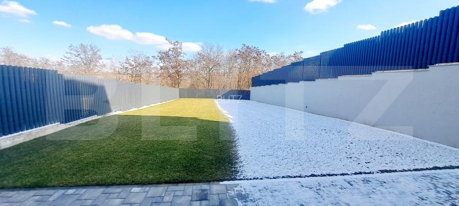 Casa in regim cuplat, 6 camere, 320 mp utili, teren 612 mp, situata in Borhanci - 11