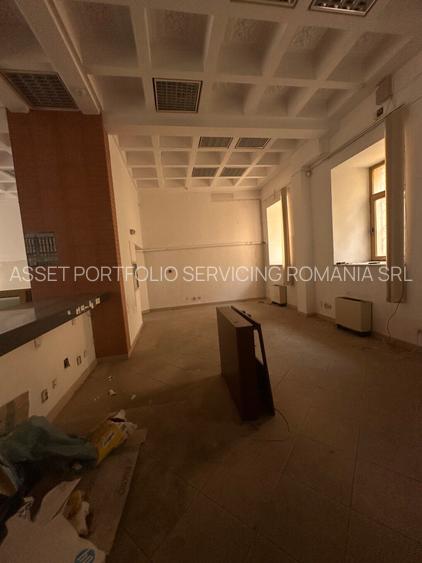 SPATIU COMERCIAL - BRAILA - PIATA TRAIAN - 6