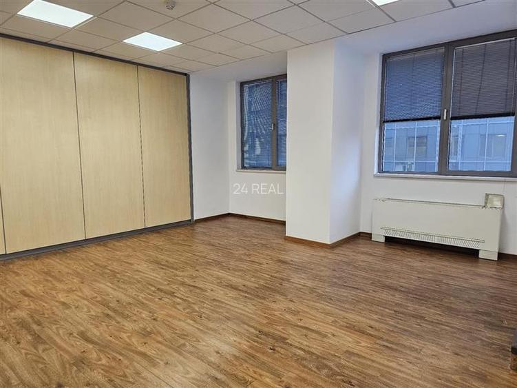 Spatii de inchiriat - River Plaza - Corp B de la 127 mp - 10