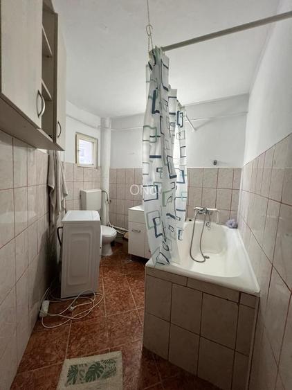 Apartament 3 camere, decomandat | Pacurari-str. Neculau | 64mp, bloc 1982 - 9