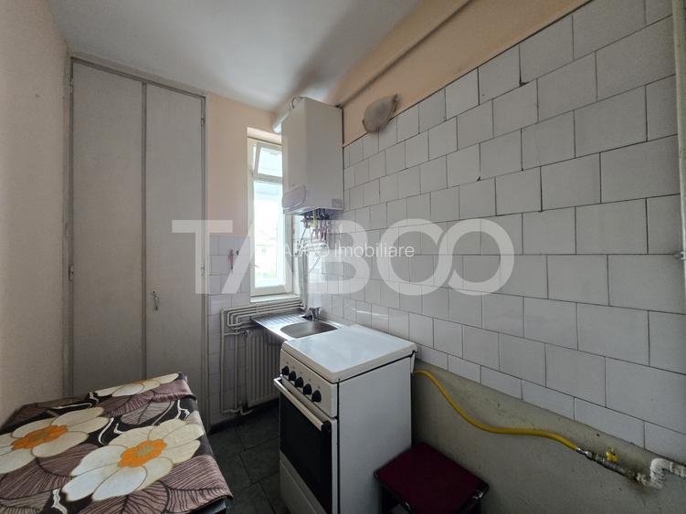 Apartament 2 camere de vanzare 37 mp balcon zona Mihai Viteazul Sibiu - 5